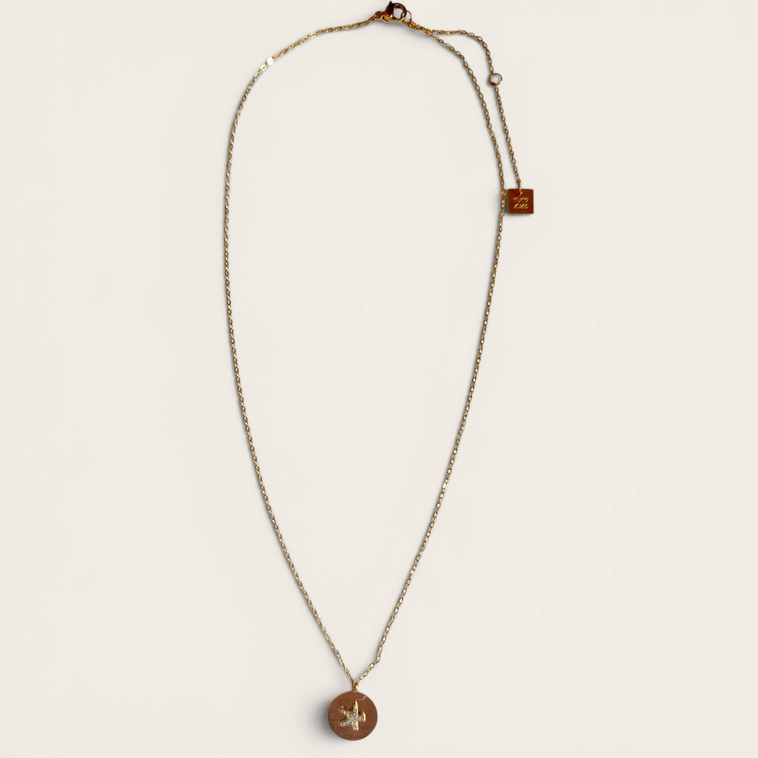 Collana Estrella Dorada