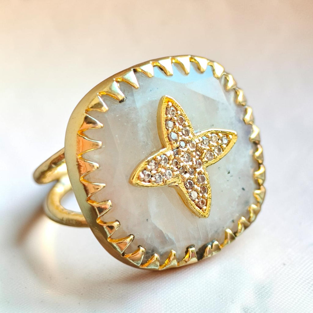 Anello Antoniette